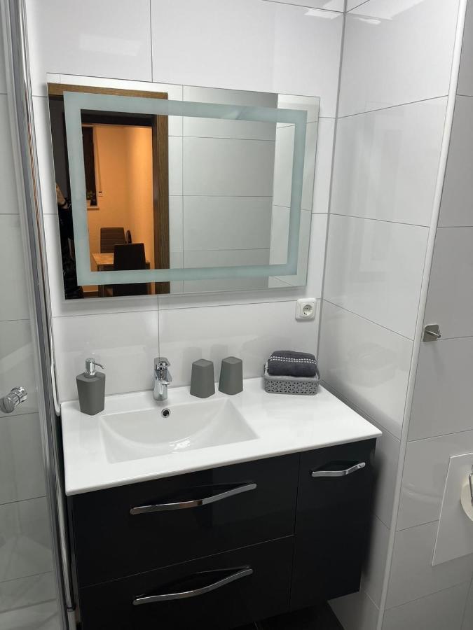Ferienwohnung Emilia Cologne Extérieur photo